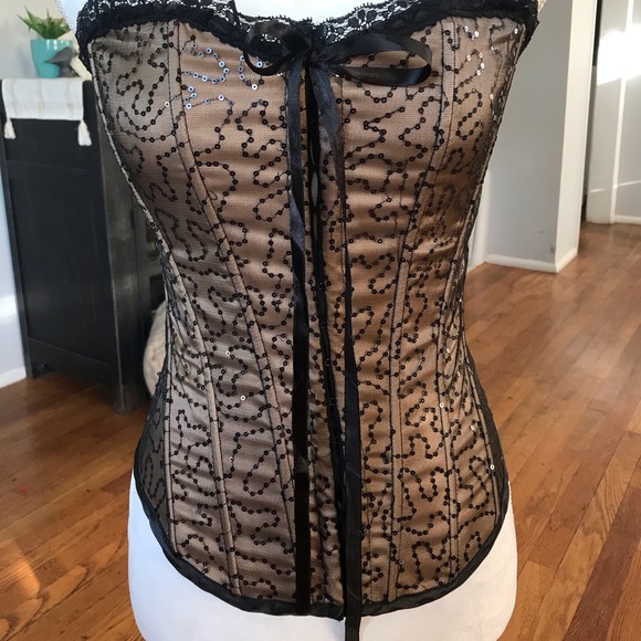Corset top - Picture 2 of 6